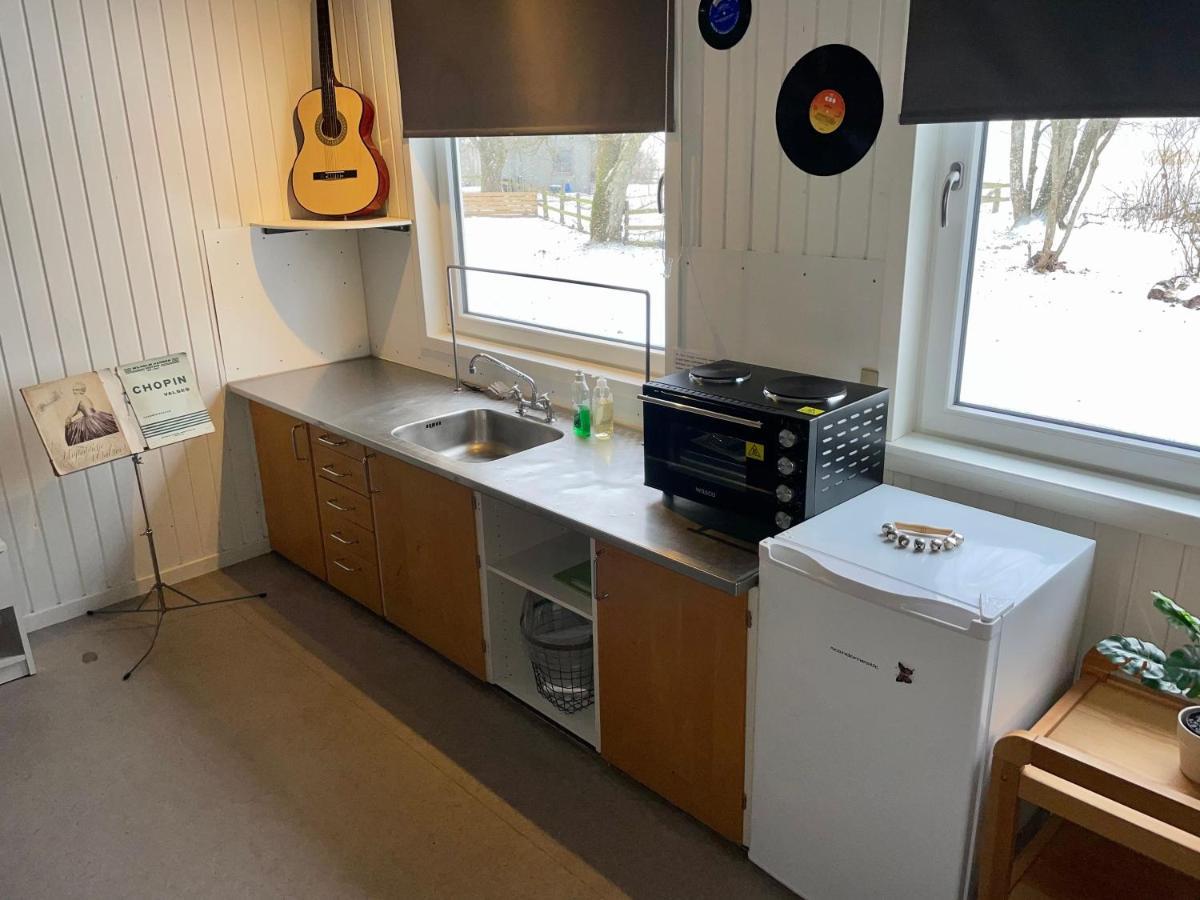 Hestkaer Family Rooms Гриннстед Экстерьер фото