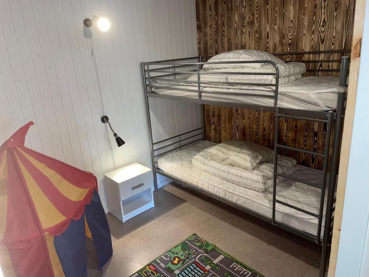Hestkaer Family Rooms Гриннстед Экстерьер фото